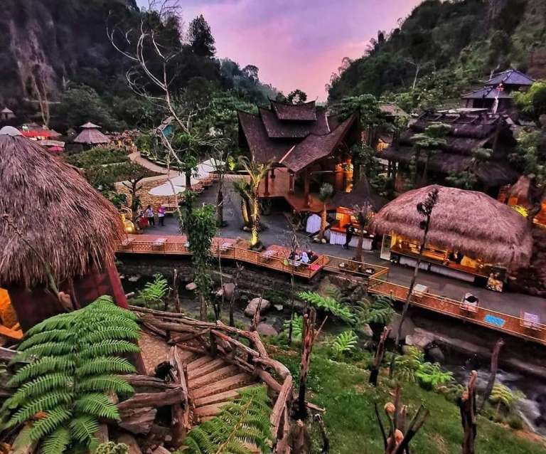 14 Wisata  Alam di Bandung Yang  Sudah  Dibuka  Saat Ini
