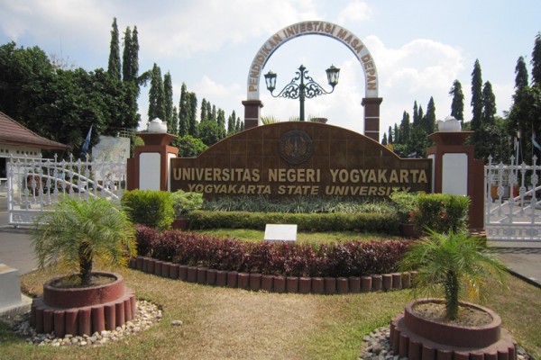 3. universitas negeri yogyakarta