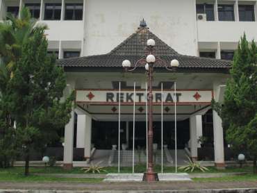 Biaya Kuliah Ilmu Komunikasi di Berbagai PTN 2020/2021