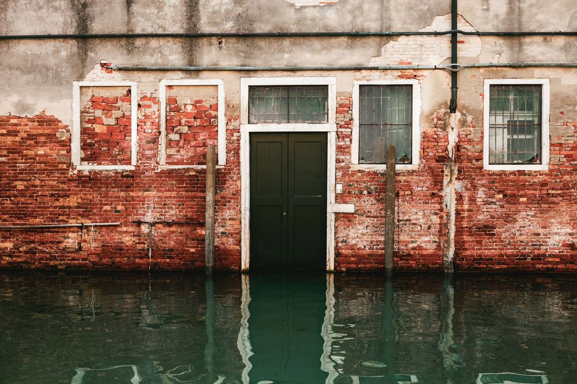 tips cara cegah banjir di kost
