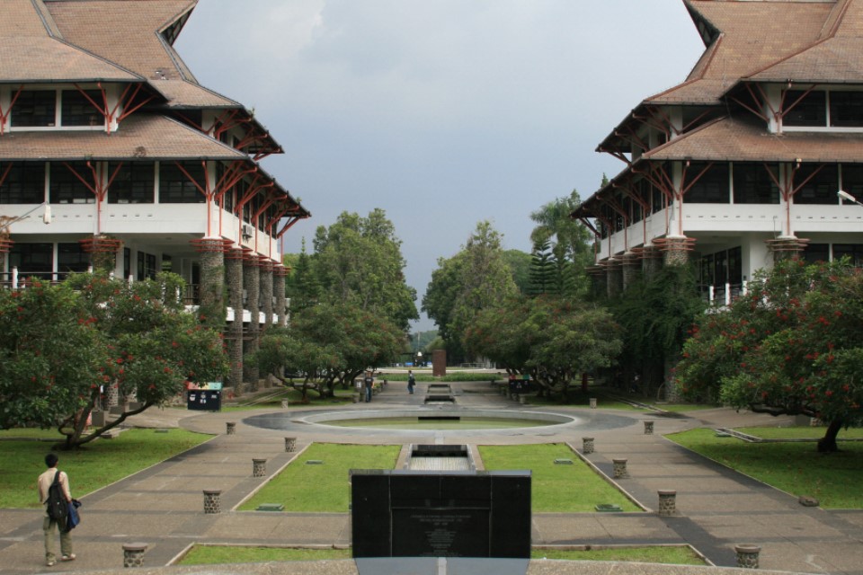 Biaya Kuliah Itb 2021 2022 Institut Teknlogi Bandung Mamikos Info